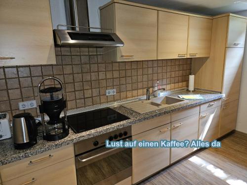 4 Sterne Souterrain Apartment Alt-Mariendorf photo 7