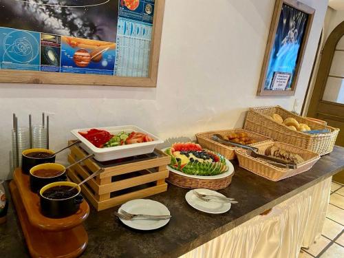 Jídlo v hotelu nebo okolí