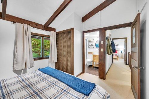 Postel nebo postele na pokoji v ubytování Stratton Chalet- Golf, Hike & Ski