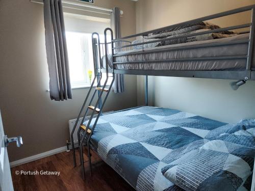 Postel nebo postele na pokoji v ubytování Portrush Getaway - Holiday Let