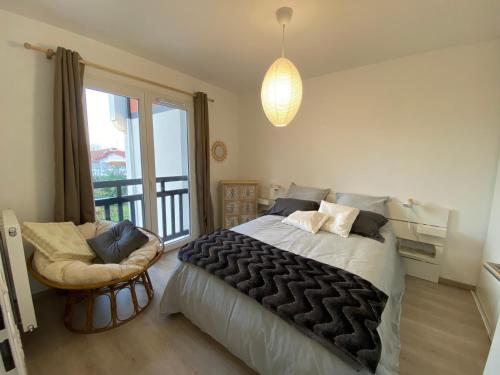 Postel nebo postele na pokoji v ubytování Appartement moderne proche centre Capbreton