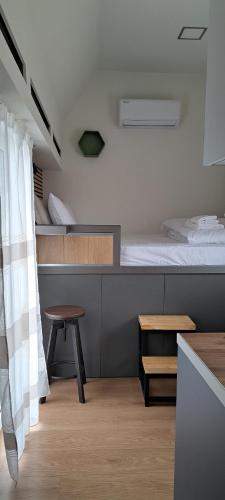 Panormou Cityview Loft