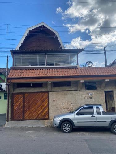Το κτήριο όπου στεγάζεται  η παραθεριστική κατοικία