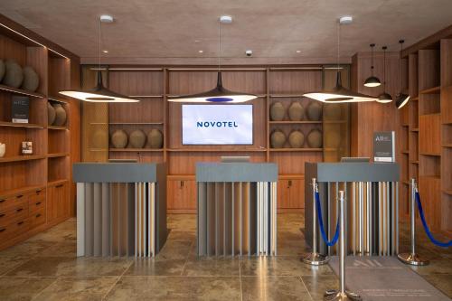 a tasting room with a sign that reads nolect at Novotel Valencia Lavant in Valencia
