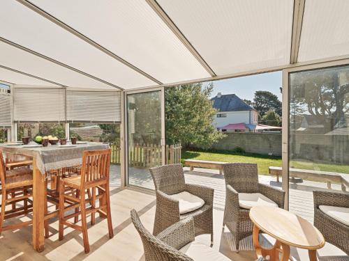 Holiday Home Terre Neuvas by Interhome