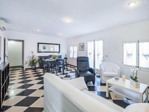 Apartment Voramar 2 by Interhome