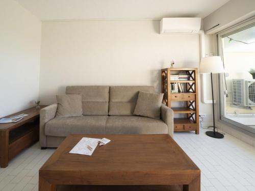 Apartment Le Serpent de Mer-8 by Interhome
