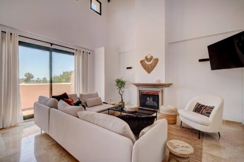 029 Santa Maria Elviria Golf Sea Views Penthouse, Private Terrace