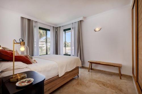 029 Santa Maria Elviria Golf Sea Views Penthouse, Private Terrace