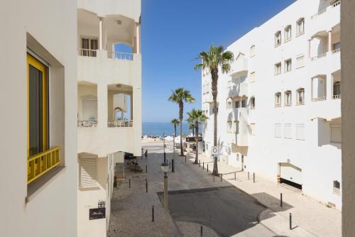 Flores 2Bedroom Apartment - Sea view Quarteira