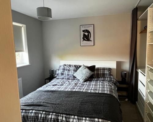Postel nebo postele na pokoji v ubytování Modern, well-equipped and comfortable 3-bed home in lovely Shropshire village
