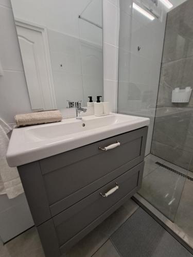 Ванная комната в CozyCentralApartment