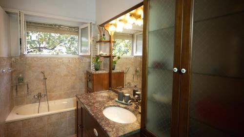 Casa Franciska - Apartment near Trastevere & Villa Pamphili