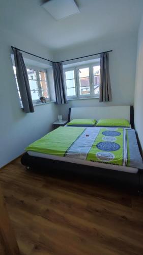 Katil atau katil-katil dalam bilik di 4-room apartment