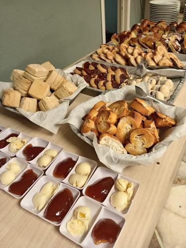 Mad på hotellet eller i nærheden