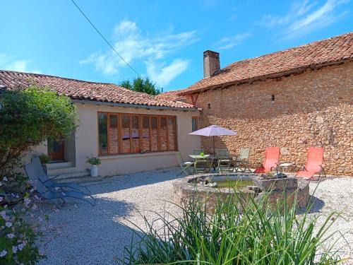 Peaceful unique gite in the countryside