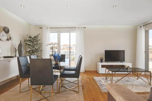 Penthouse Prestige by Homie