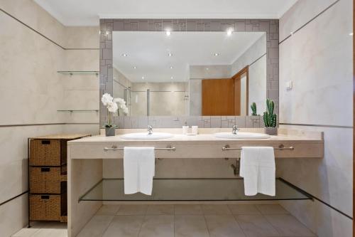 Penthouse Prestige by Homie