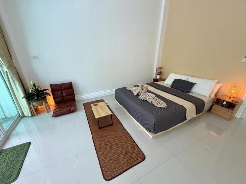 Ein Bett oder Betten in einem Zimmer der Unterkunft Coastal Nomad Ocean View Stay - 1 or 2 Rooms