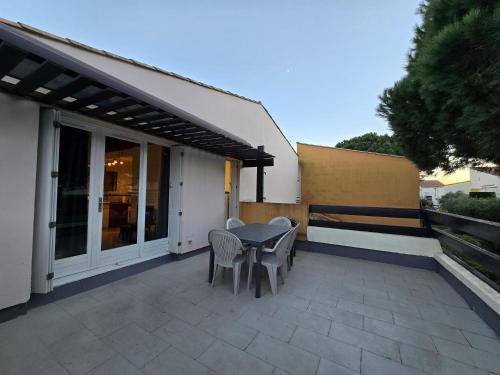 Joli appartement T2 cabine avec parking et wifi Tennis Village