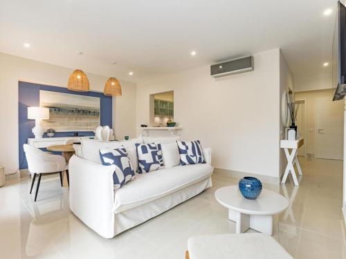 Apartment Pine Hills Reva Santuary Modern Elegance by Interhome