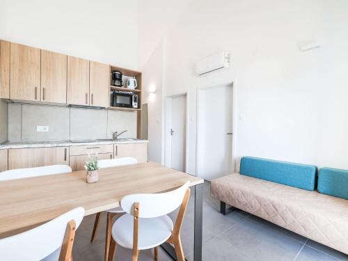 Apartment Medena-4 by Interhome