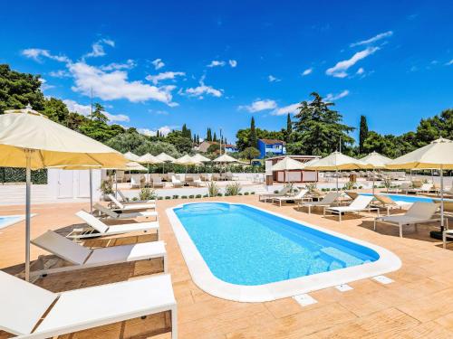 Apartment Medena-4 by Interhome