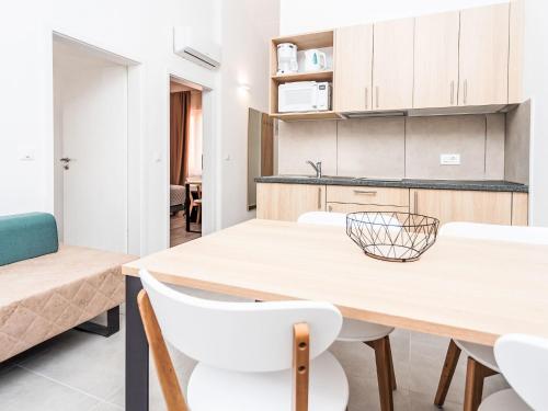 Apartment Medena-4 by Interhome