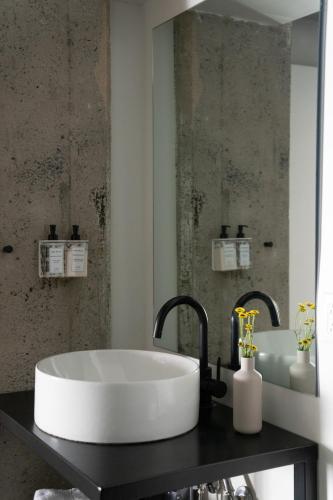 Bilik mandi di Maison Sainte-Thérèse By Maisons & co