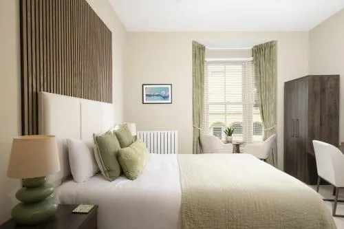 Kings Road Suites photo 26