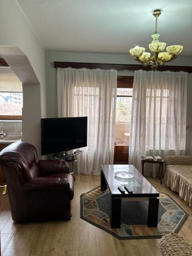 TV a/nebo společenská místnost v ubytování Stela's Apartment