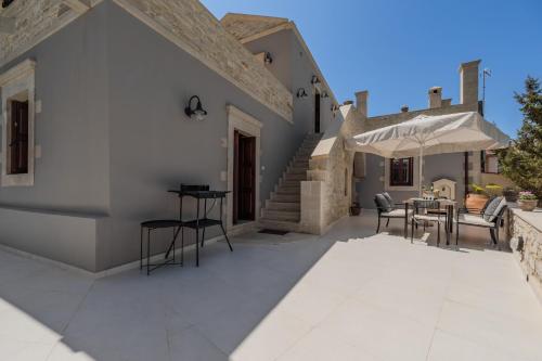 Το κτήριο όπου στεγάζεται  η βίλα