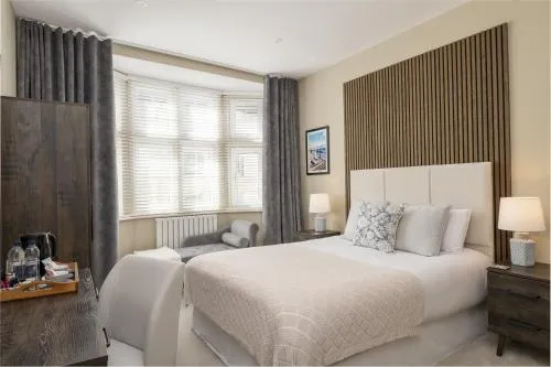 Kings Road Suites photo 19