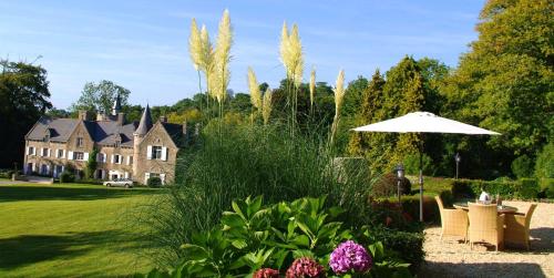 Jardín al aire libre en Manoir De Kertalg