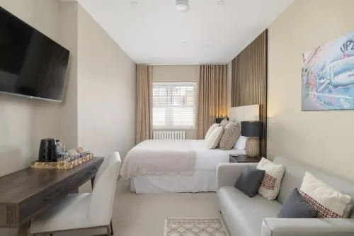 Kings Road Suites photo 30