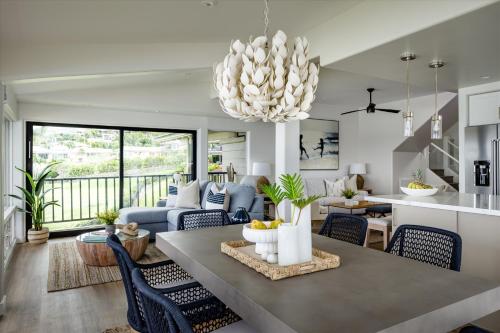 Χώρος καθιστικού στο Kapalua Bay Villa's Ocean Front Gem "The Pearl"