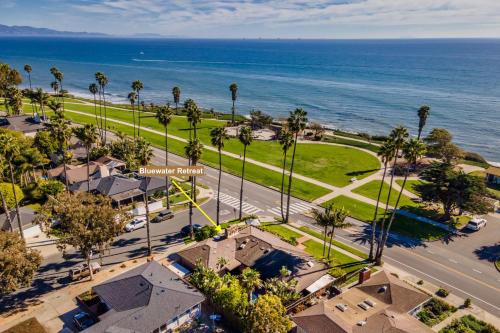 an aerial view of a park next to the ocean at Bluewater Retreat by Paradise Retreats in Santa Barbara