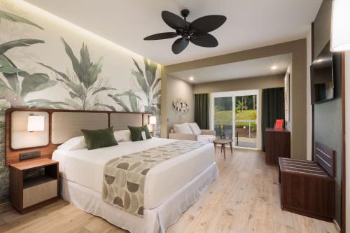 Postel nebo postele na pokoji v ubytování Riu Guanacaste - All Inclusive