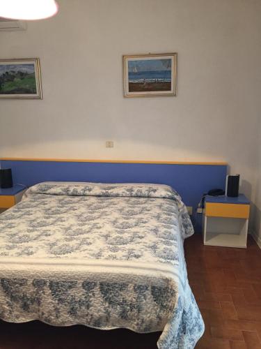 Posteľ alebo postele v izbe v ubytovaní Hotel Halifax