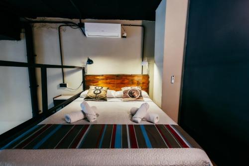 Apartment Ruzafa Roots, 12 min to Centre, Smart TV, Wine