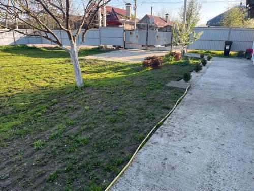 Jardin de l'établissement Дом Мария