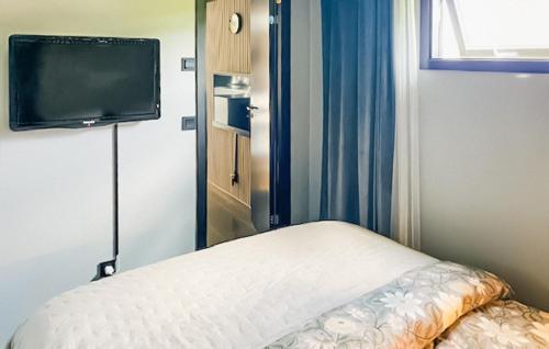 Gallery image of 1 Bedroom Cozy Home In Brastad in Brastad