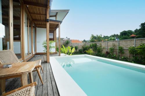 Bazén v ubytování Musa Uluwatu Villas nebo v jeho okolí