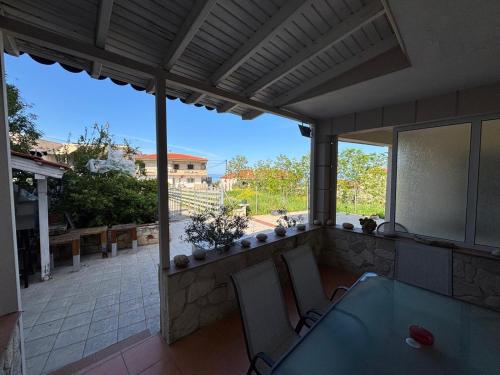 Nefeli's cozy apartment afytos