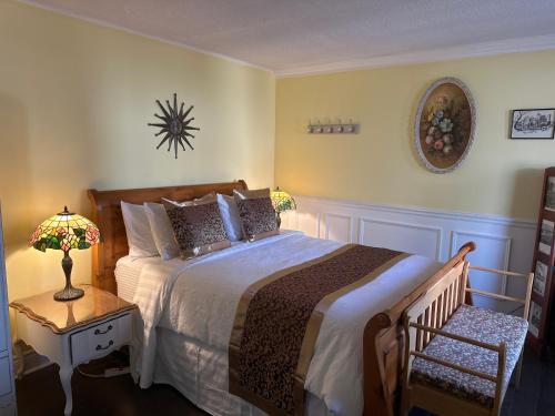 Ένα ή περισσότερα κρεβάτια σε δωμάτιο στο Blue Gables Bed and Breakfast