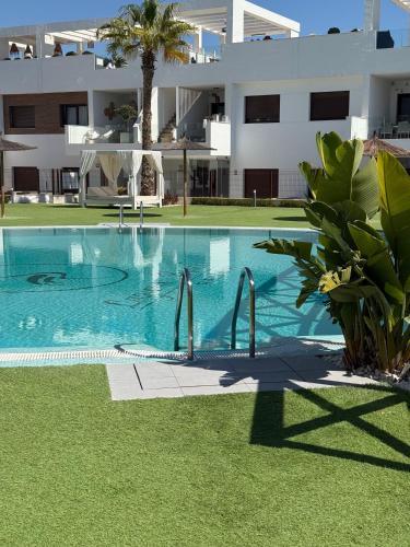 Condo with solarium in Laguna Beach Resort In Los Balcones in Torrevieja