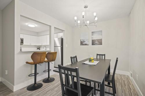 Φωτογραφία από το άλμπουμ του Modern Comfort in Rochester Perfect Getaway σε Rochester Hills