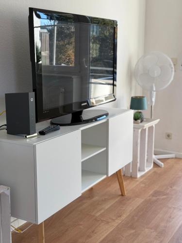 TV a/nebo společenská místnost v ubytování Apartment-Rheda Zentral