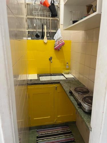 Dapur atau dapur kecil di Apto Alto Tere
