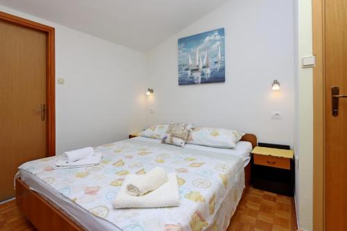 Apartments with parking space Mundanije, Rab - 21543